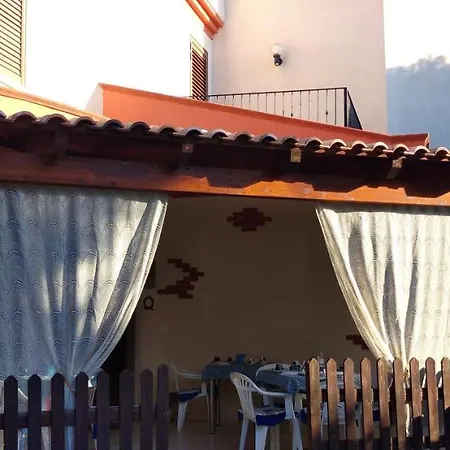 Leonida Bed & Breakfast *
